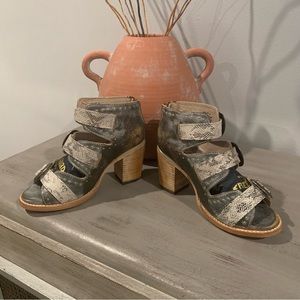 FREEBIRD BY STEVEN Violet Stone MULTI SANDALS BOOTIES. Sz 8
